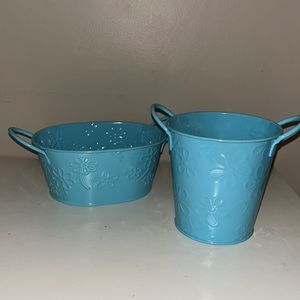 Two ‘enamel’ containers